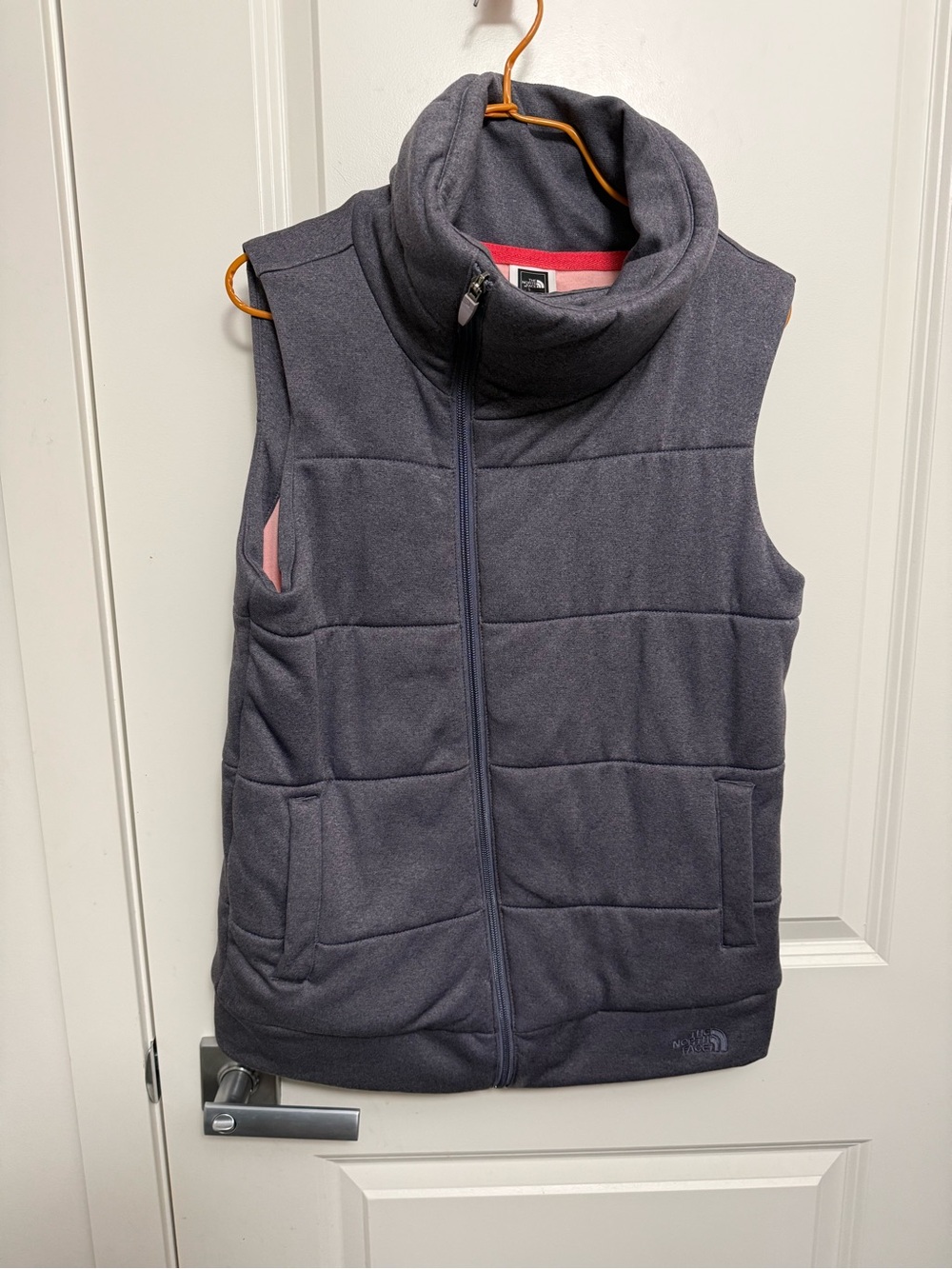 The North Face Women's Purple Insulated Darella Vest in size M